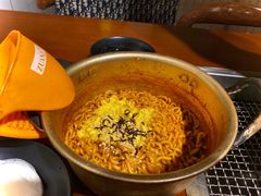 -肉甲韩国木炭烤肉(新壹街1店)