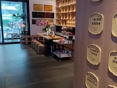-连鹭海鲜·海肠捞饭·海胆饭(星海店)