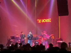 -TZ House音乐现场(来福士中心店)