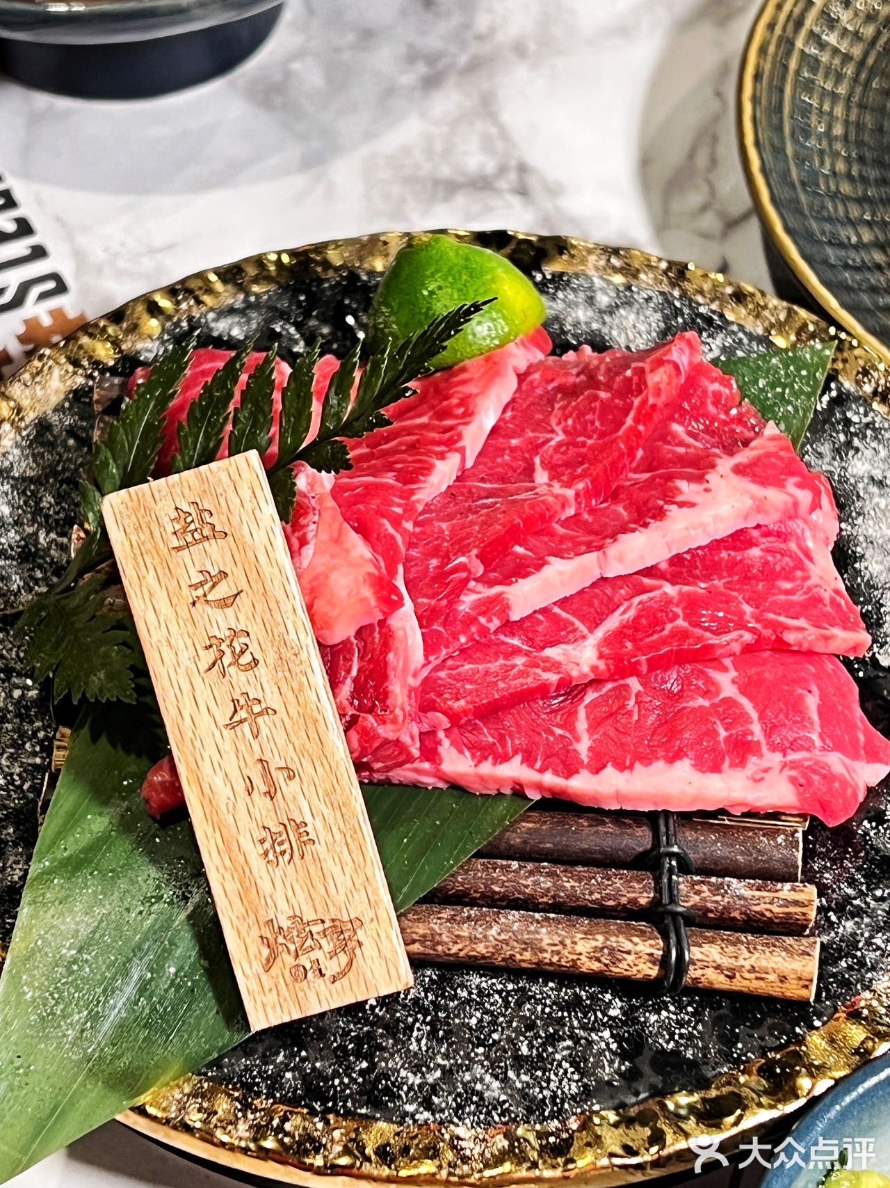 上海探店 | 这家开在虹莘路的石烧烤肉真的超好吃
