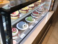-花花卷卷·鲜食蛋糕(静安久光百货店)