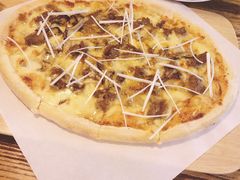 -I HOLIC艾豪丽披萨(KKone店)
