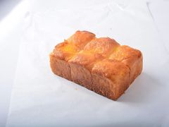 酸奶菠萝吐司-红心闪闪面包牛奶公司(旺角星辰店)