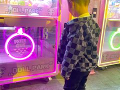 -亚龙湾亚泰商业街