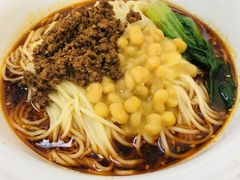 -东三里屯豌杂面