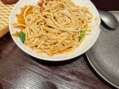 -古都历食南京菜·烤鸭·鸭血粉丝·汤包(南京博物院店)