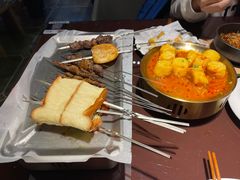 -三个大叔烤羊肉串·歌手驻唱·碳烤鲜肉(西三旗店)