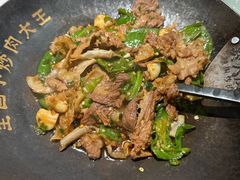 -费大厨辣椒炒肉(高铁吾悦广场店)