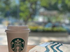 -星巴克臻选(广州好世界广场店)