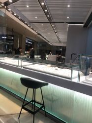 -潮宏基珠宝旗舰店(苏宁广场店)