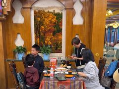 -乡村馕坑肉·烧烤·新疆菜·本地人更爱吃(阿勒泰首店)