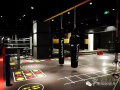 -VLines耀能运动24小时·月付制健身(京广桥店)