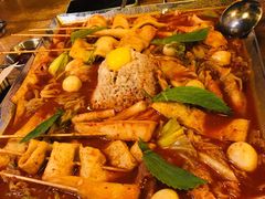 鱼饼火山炒年糕-包装马车·韩国料理·포장마차