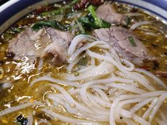 -云阿蛮云南生烫牛肉米线(奉贤路店)