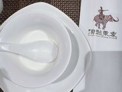-滇越乘象云南餐厅(豆各庄店)