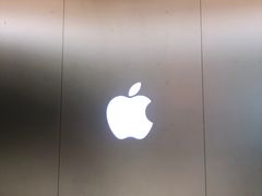 -Apple零售店(新街口店)