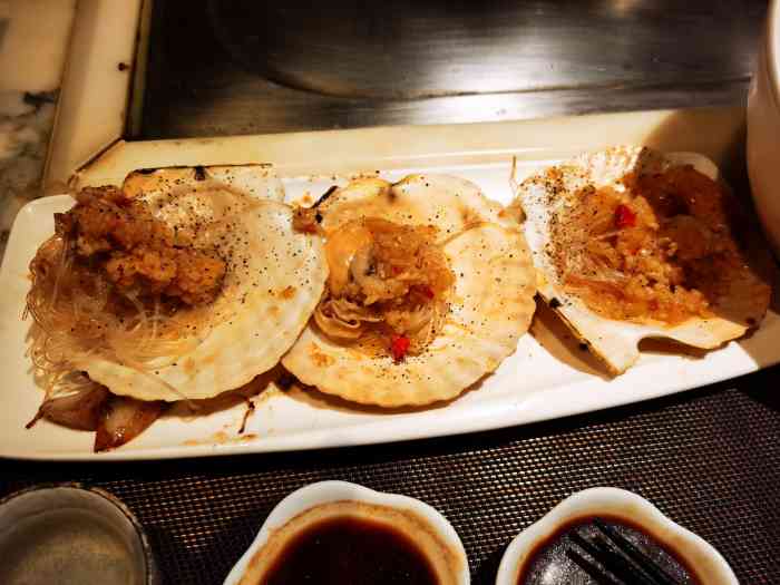 青石牛铁板烧(龙德广场店)-"这里的菜很好吃,经常来～五星好评送鲍鱼