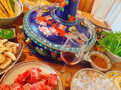 -毛辣果·贵州红酸汤牛肉火锅(西单店)