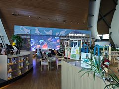 -抱抱地球咖啡馆(国家海洋博物馆店)