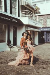 俏皮可爱-巴黎婚纱摄影工作室