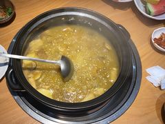 -一朵菌·野生菌探索家火锅(南亚店)