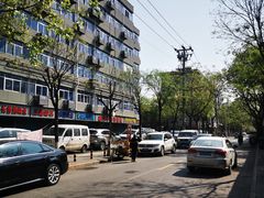 -七贤国际青年旅舍(西七路分店)