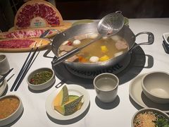 -左庭右院鲜牛肉火锅(新梅广场店)