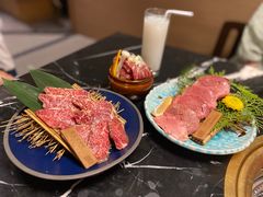 -山川小町·极番烧肉(新地假日广场店)