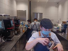 -瑞幸咖啡(凯德虹口龙之梦店)