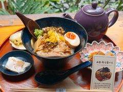 -啢啢茶寮(芳华横街店)