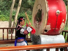 -高荡千年布依古寨旅游景区