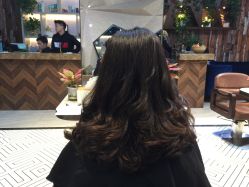 -PE SALON