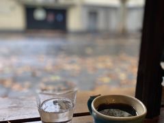 靠窗位-RUMORS COFFEE ROASTERY鲁马滋咖啡(湖南路店)