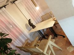 -Me Coffee下午茶艺术空间