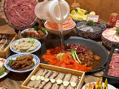 -旧街市鲜货老火锅(大光路店)