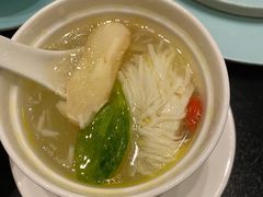 松茸清炖菊花盅-翠湖宾馆·中餐厅