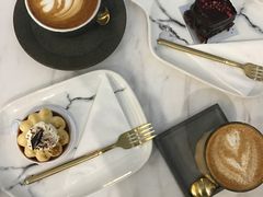 -UNI UNI(环亚凯瑟琳店)