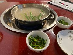 -老石黑山羊毛驴肉火锅(金凯广场店)