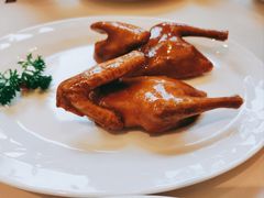 玻璃脆皮乳鸽-利苑酒家(金宝店)