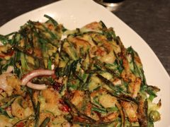 海鲜葱饼-富乐满韩国正宗炸鸡韩国料理(虹泉路店)