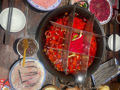 -周小明火锅(黑金冠社区店)