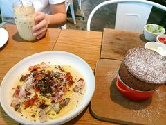 冰拿铁-ROAST coffee & eatery