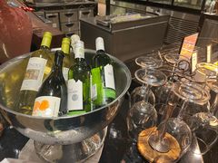 -广州万富希尔顿酒店·感趣自助餐厅·金秋蟹宴生蚝海鲜刺身