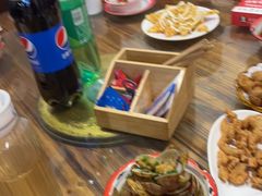 -冶建镜子·老南昌大排档·江西虾王(总店)