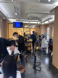 -一東造型烫发染发