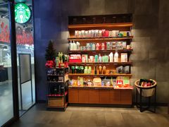 -星巴克(杭州临平银泰城B1店)