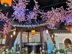 -荷塘秋月·本帮江浙菜(国权路店)