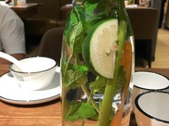 -山城外·非遗酸菜鱼(财富中心店)