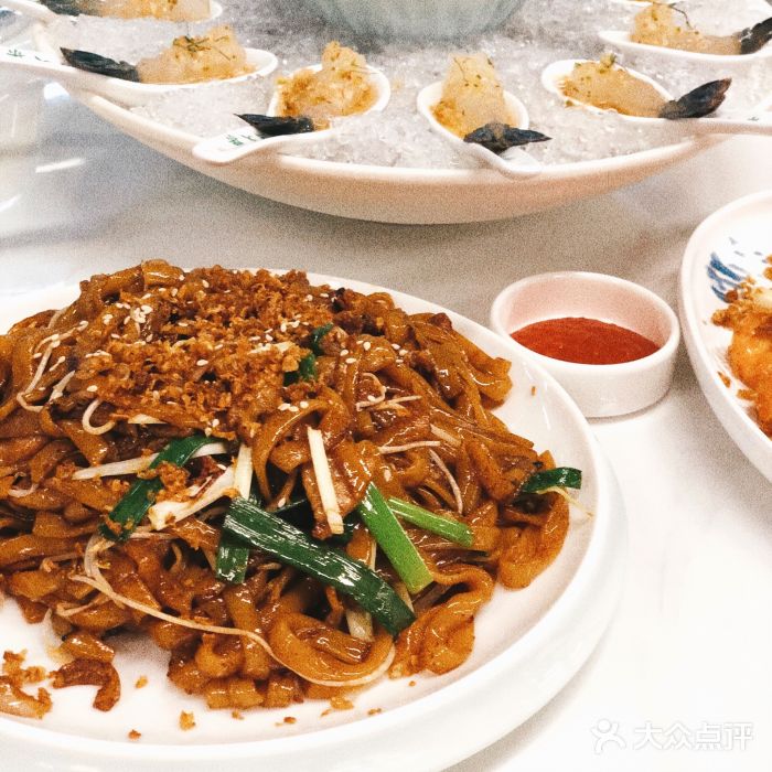 渔文乐·海鲜大排档(千灯湖店)港式干炒牛河图片