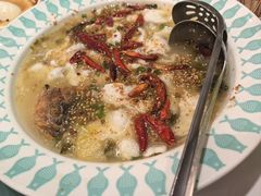 -姚姚酸菜鱼·金戈戈香港豉油鸡(喜荟城联名店)